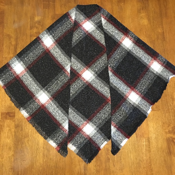 NWT Plaid Blanket Scarf Wrap - Picture 3 of 4